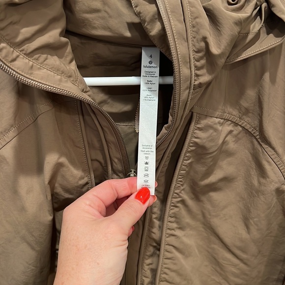 Lululemon Always Effortless Jacket Army Green - Picture 10 of 10